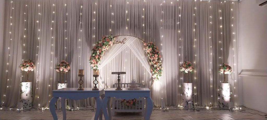 Evening stage setting